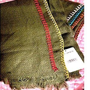 Soft and Pretty Free People Common Thread Blanket Wrap Scarf NWTs